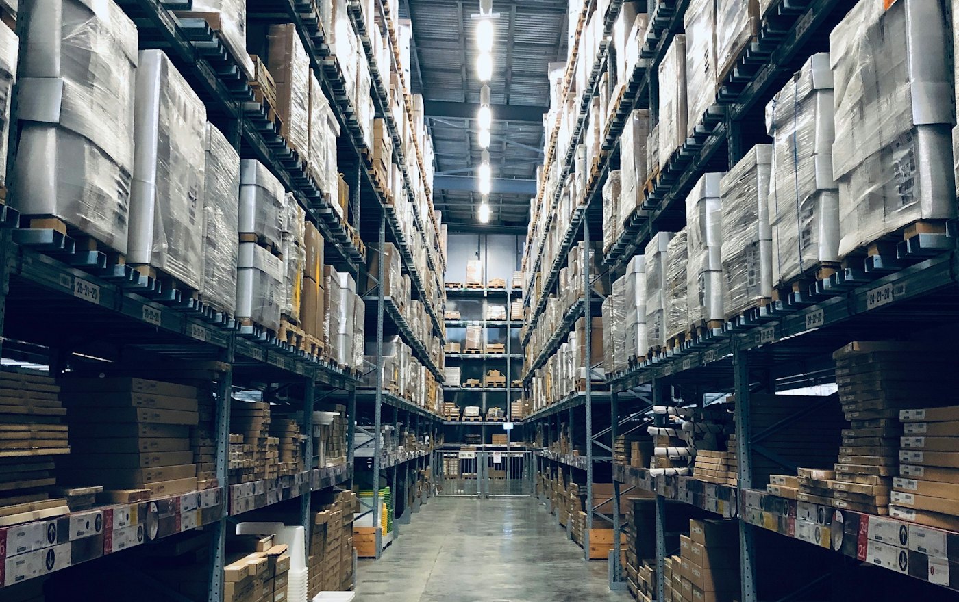 Order, shipment, and cash on one operations chain