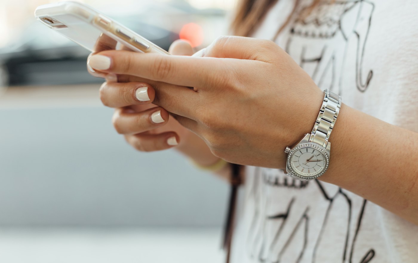 Managers handle tasks and approvals on the move