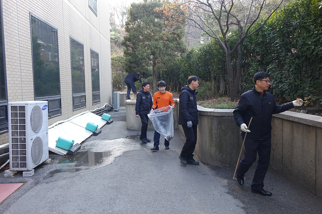 AI回答编造政策条款