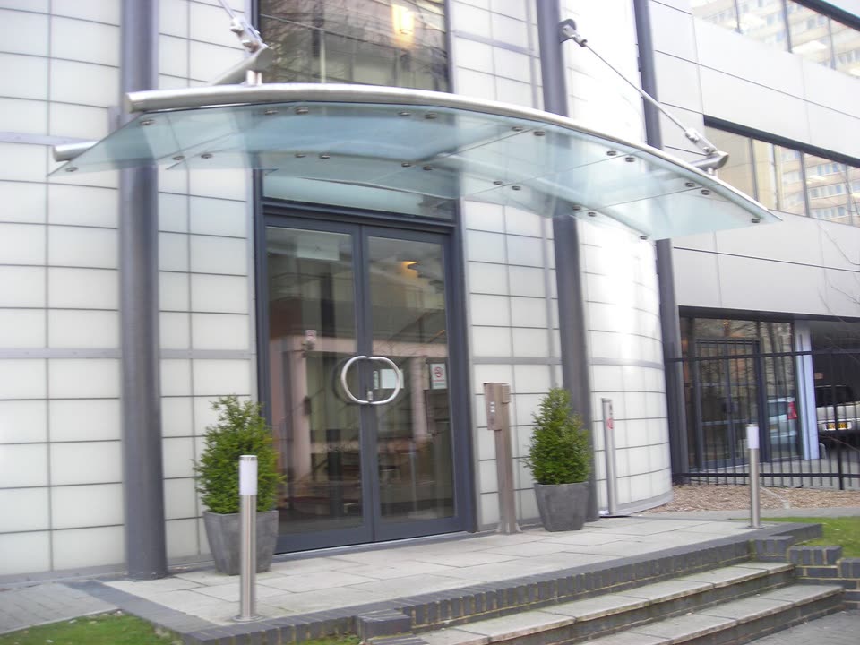 中小企业要上 ERP 还是先做定制模块